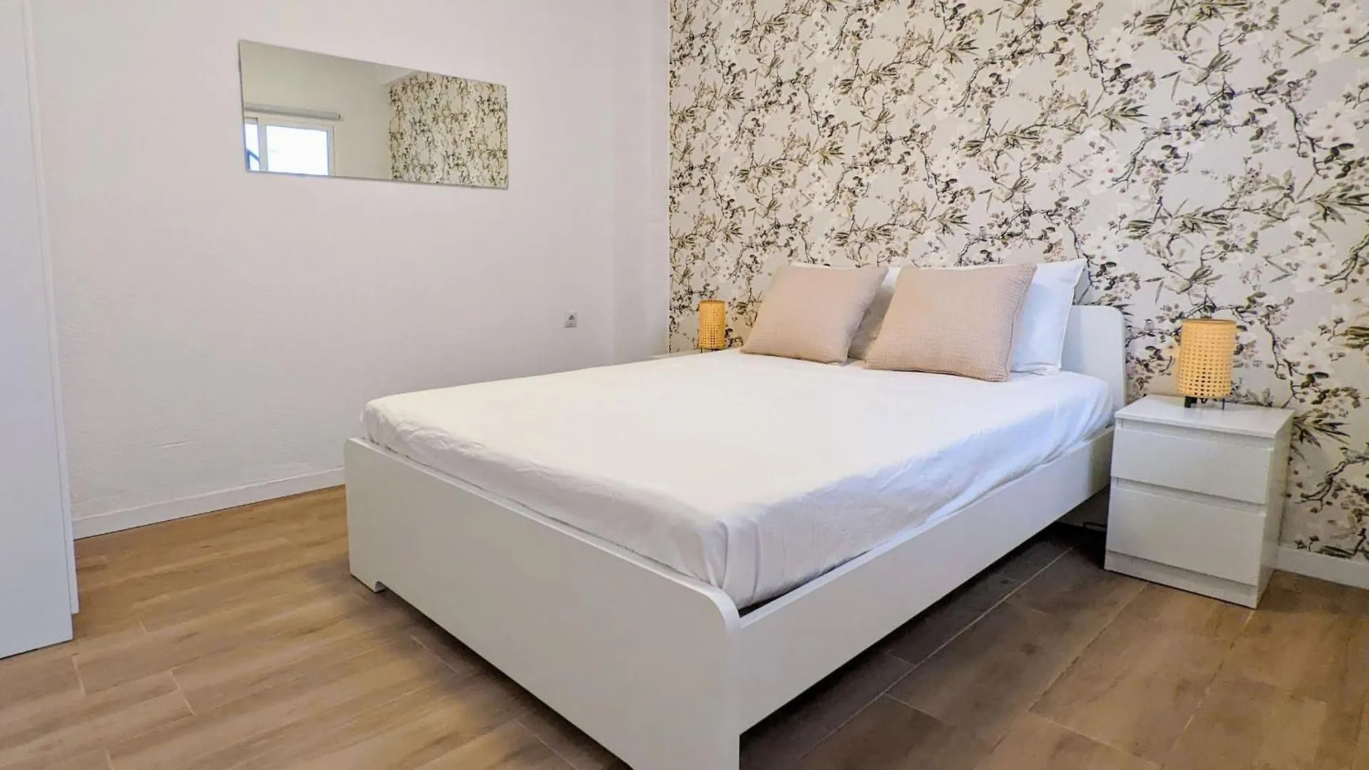 Casa Leon En El Centro De Malaga Apartment